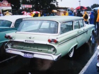 image of beach_wagon_car
