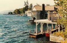 image of boathouse