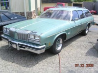 image of beach_wagon_car