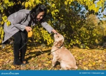 image of people_play_with_dog #32