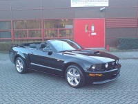 image of convertible_car