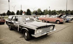 image of beach_wagon_car
