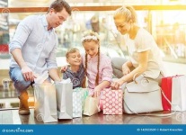 image of people_shopping