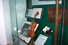 image of violin