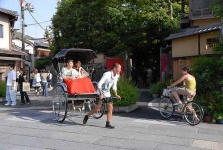 image of jinrikisha