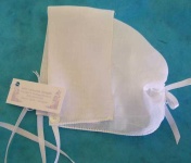 image of bonnet