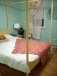 image of four_poster