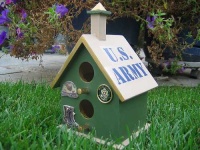 image of birdhouse