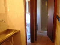 image of washbasin