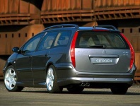 image of beach_wagon_car