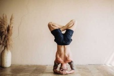 image of people_do_yoga #21