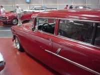 image of beach_wagon_car