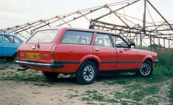 image of beach_wagon_car