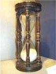 image of hourglass