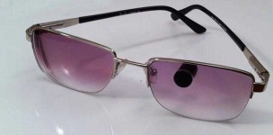 image of eyeglasses
