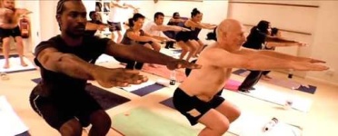 image of people_do_yoga