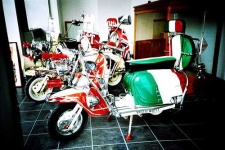 image of motor_scooter