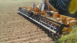image of farming_tools_and_machinery