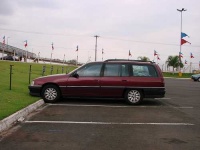 image of beach_wagon_car
