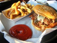 image of cheeseburger