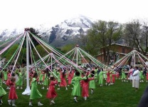 image of maypole