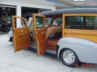 image of beach_wagon_car