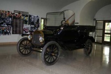 image of model_t_car