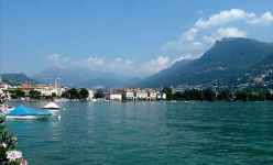 image of lakeside