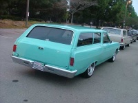 image of beach_wagon_car
