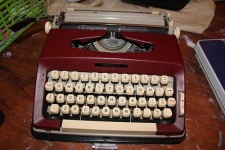 image of typewriter_keyboard