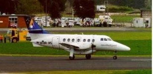 image of airplanes