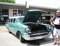 image of beach_wagon_car