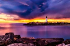 image of lighthouse