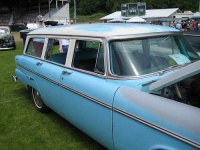 image of beach_wagon_car