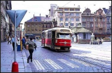 image of streetcar