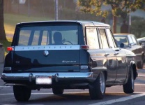 image of beach_wagon_car