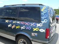 image of minivan
