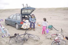 image of beach_wagon_car