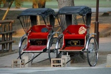 image of jinrikisha