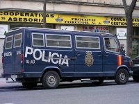 image of police_van #1