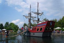 image of pirate_ship