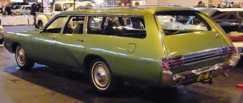 image of beach_wagon_car
