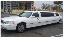 image of limousine