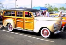 image of beach_wagon_car