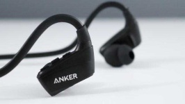 image of headphones