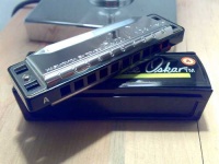 image of harmonica