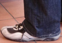 image of running_shoe