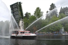 image of fireboat