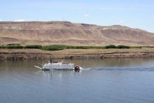 image of paddlewheel