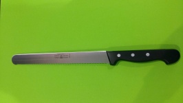 image of bread_knife #21